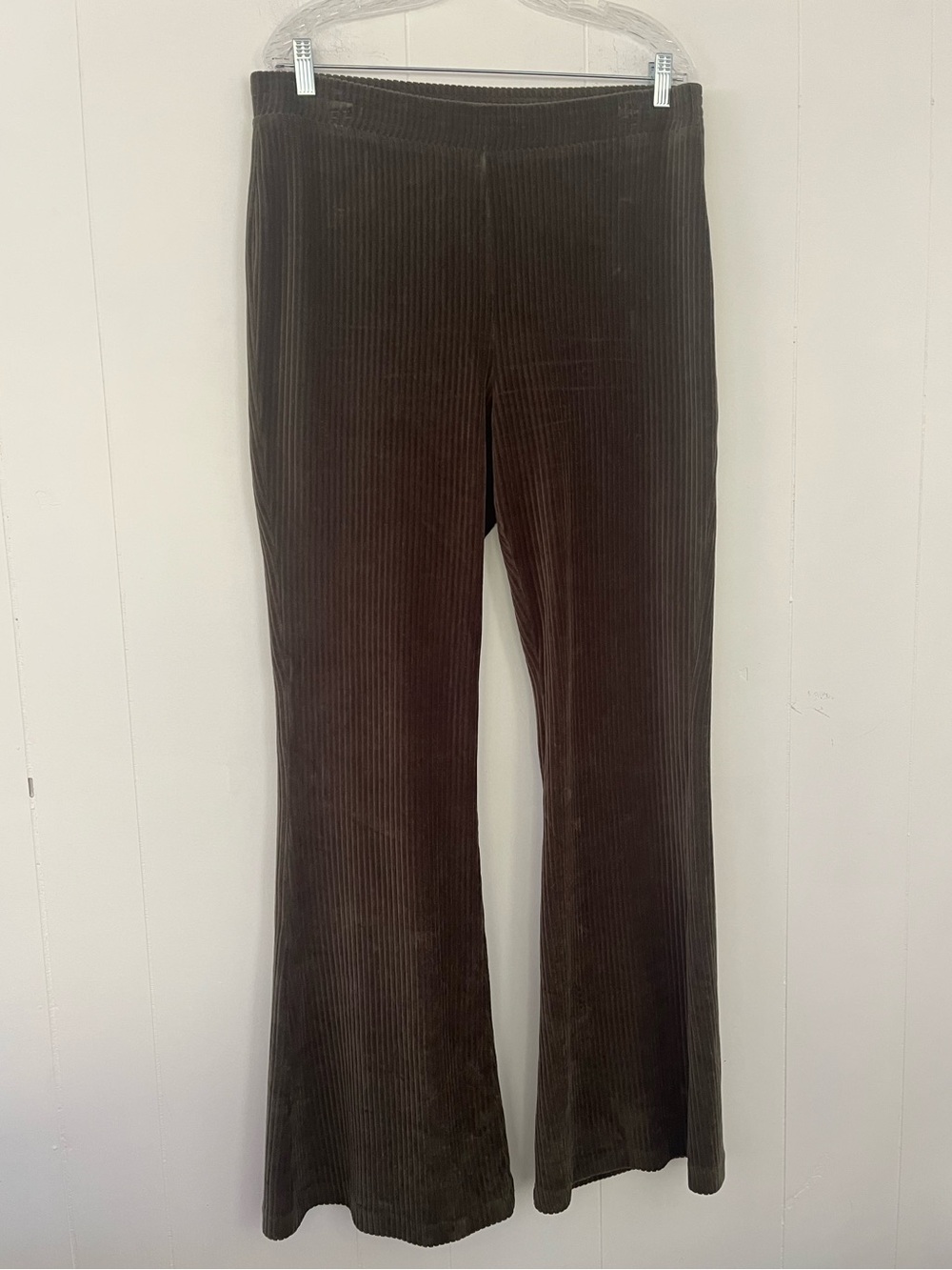Aerie Groove On Velour Ribbed Green Flare Bottom Pants Size XL Long